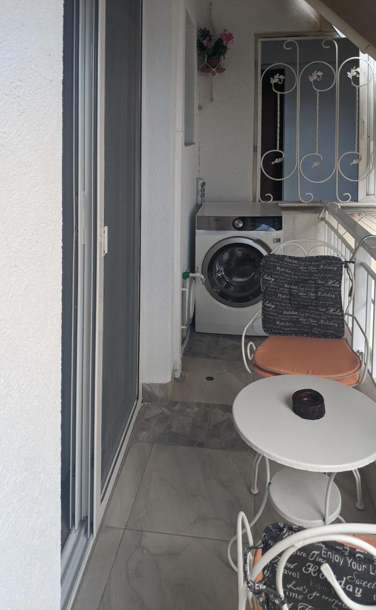 Emanuela Holidays Apartment *